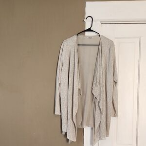 Cream Open-Front Cardigan Sweater with Flowing Silhouette